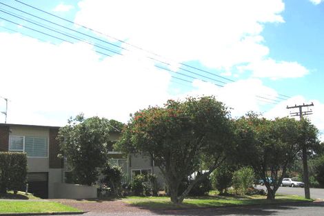 Photo of property in 1/2 Prospect Terrace, Milford, Auckland, 0620