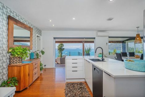 Photo of property in 241 Paku Drive, Tairua, 3508