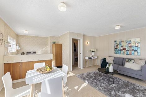 Photo of property in 4/30 Leighton Avenue, Waiwhetu, Lower Hutt, 5010