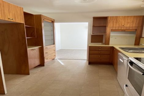 Photo of property in 98 Oakdale Road, Mount Roskill, Auckland, 1041