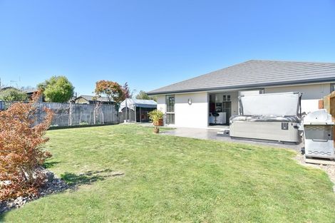 Photo of property in 34 Puhara Avenue, Parklands, Christchurch, 8083