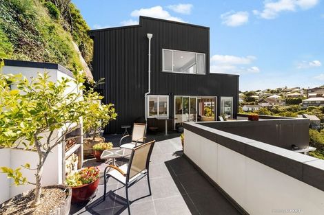 Photo of property in 88 Lohia Street, Khandallah, Wellington, 6035