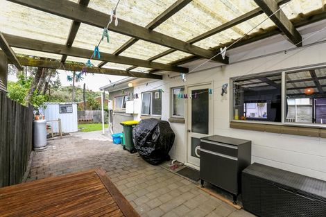 Photo of property in 48b Pitcairn Street, Oakura, 4314