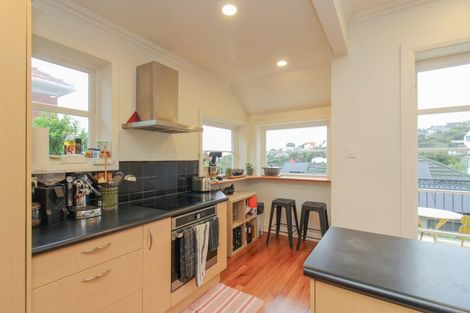 Photo of property in 118 Cashmere Avenue, Khandallah, Wellington, 6035