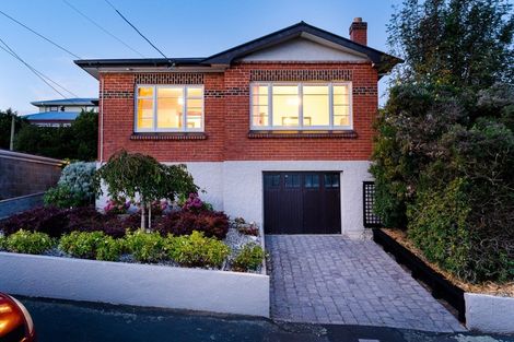 Photo of property in 19 Forbes Street, Balaclava, Dunedin, 9011