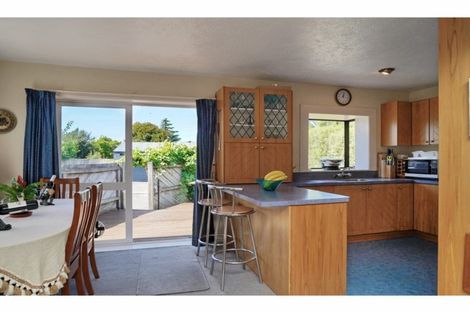 Photo of property in 95 Kendal Avenue, Burnside, Christchurch, 8053