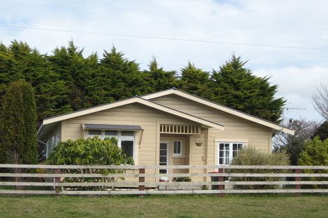 Photo of property in 13a Warwick Road, Stratford, 4332