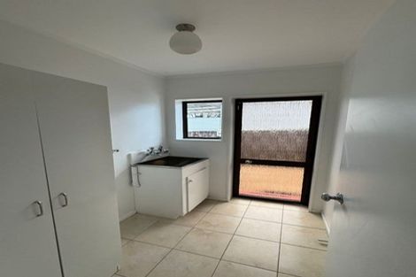 Photo of property in 1/60 Nikau Street, New Lynn, Auckland, 0600