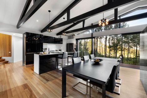 Photo of property in 18 Falcon Heights, Mount Creighton, Queenstown, 9371