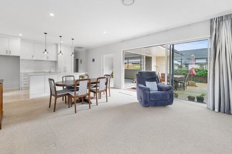 Photo of property in 17 Layla Place, Katikati, 3178