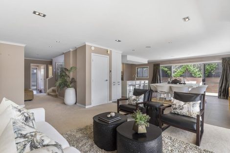 Photo of property in 14 Tranquility Rise, Mellons Bay, Auckland, 2014