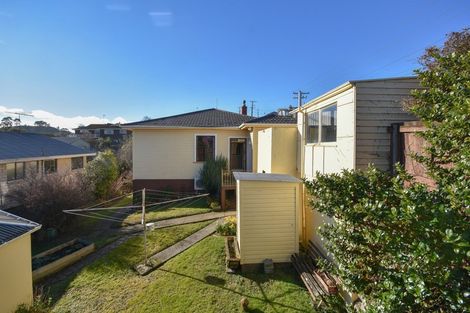 Photo of property in 23 Clyde Street, Kinmont Park, Mosgiel, 9024