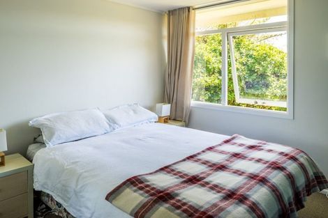 Photo of property in 21 Bedford Street, Northland, Wellington, 6012