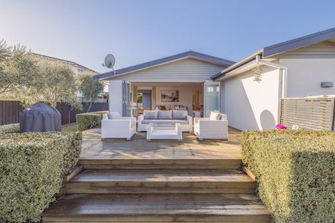 Photo of property in 23 Celia Street, Redcliffs, Christchurch, 8081