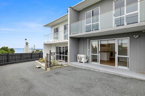 Photo of property in 38c Breakwater Road, Moturoa, New Plymouth, 4310