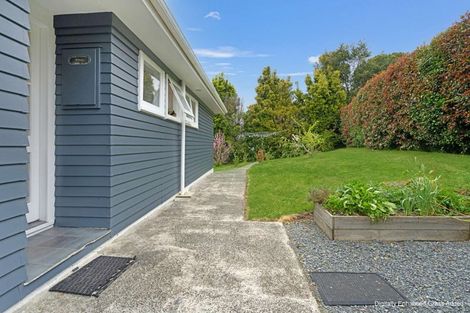 Photo of property in 14 View Street, Maungaturoto, 0520