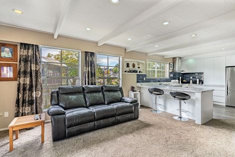 Photo of property in 22 Hamilton Avenue, Winton, 9720