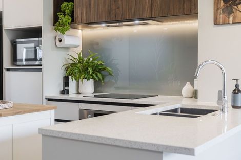 Photo of property in 83 Tarapuka Road, Westgate, Auckland, 0814