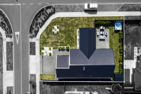 Photo of property in 20 Salisbury Crescent, Wallaceville, Upper Hutt, 5018