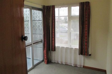 Photo of property in 37 Appleby Crescent, Burnside, Christchurch, 8053