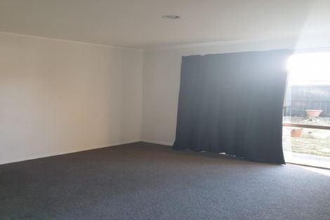 Photo of property in 12 Pohutukawa Place, Ellerslie, Auckland, 1051