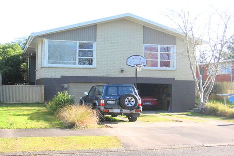 Photo of property in 7 Mcinnes Place, Queenwood, Hamilton, 3210
