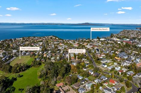 Photo of property in 2/3 Holt Avenue, Torbay, Auckland, 0630