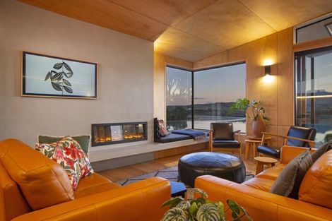 Photo of property in 21 Point Street, Raglan, 3225