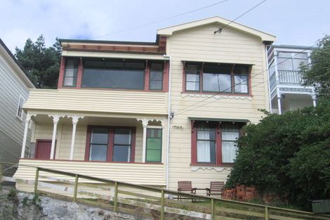 Photo of property in 13 Dorking Road, Brooklyn, Wellington, 6021