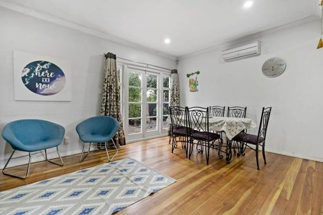 Photo of property in 4b Manuroa Road, Takanini, 2112