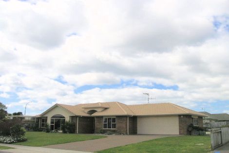 Photo of property in 1 Denny Hulme Drive, Mount Maunganui, 3116