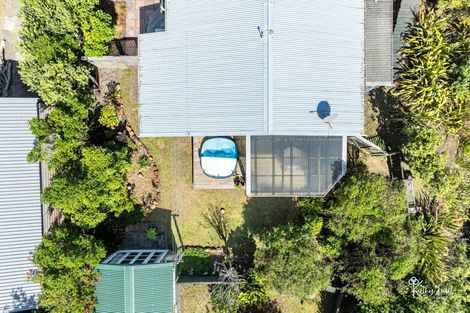 Photo of property in 13 Bayly Street, Baylys Beach, Dargaville, 0377