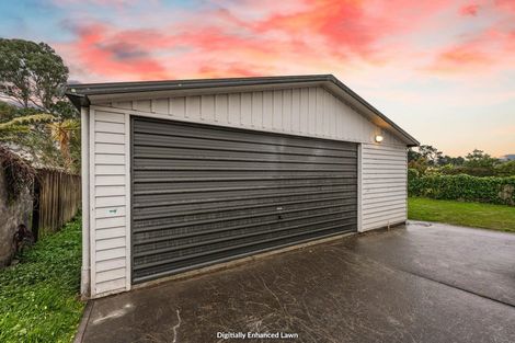 Photo of property in 70 Harmel Road, Glendene, Auckland, 0602