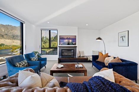 Photo of property in 10 Old Homestead Place, Kawarau Falls, Queenstown, 9300