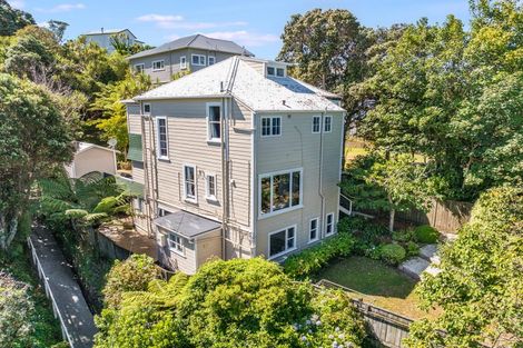 Photo of property in 45 Central Terrace, Kelburn, Wellington, 6012
