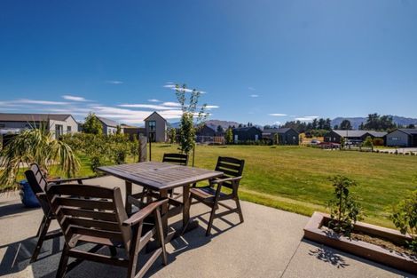 Photo of property in 9 Mount Creighton Crescent, Wanaka, 9305