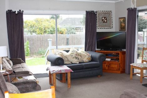 Photo of property in 35 Scott Road, Papakura, 2110