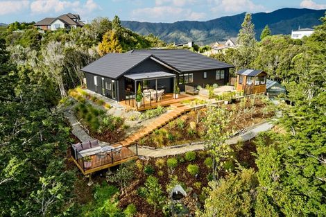 Photo of property in 45 Mount Marua Way, Timberlea, Upper Hutt, 5018