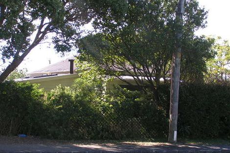 Photo of property in 16 Maritime Terrace, Birkenhead, Auckland, 0626