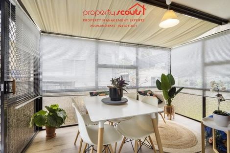 Photo of property in 2/41 Mason Street, New Lynn, Auckland, 0600