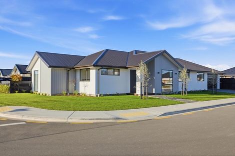 Photo of property in 34 Stackwood Avenue, Woodend, 7610