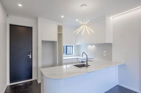 Photo of property in 18d St Michaels Avenue, Point Chevalier, Auckland, 1022