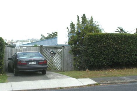 Photo of property in 1/34 Lyttelton Avenue, Forrest Hill, Auckland, 0620