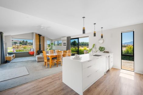 Photo of property in 8 Tahi Street, Albert Town, Wanaka, 9305