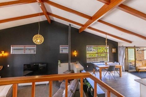 Photo of property in 5 Valerie Street, Clive, 4102