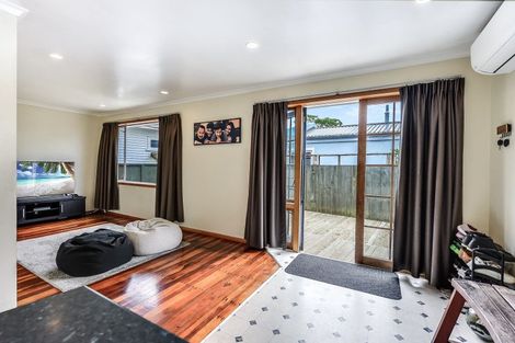 Photo of property in 3a Livingstone Avenue, Nawton, Hamilton, 3200