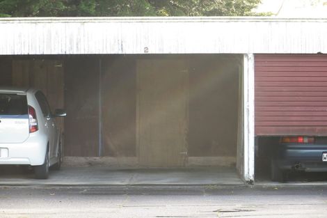 Photo of property in 2/10 Halcyon Place, Papatoetoe, Auckland, 2025