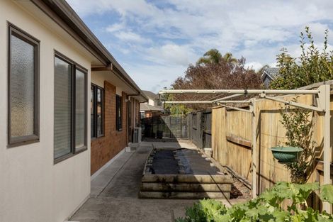 Photo of property in 27 Amery Place, Papamoa Beach, Papamoa, 3118