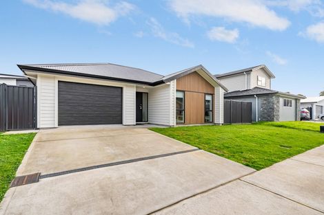 Photo of property in 34 Castletown Street, Wallaceville, Upper Hutt, 5018