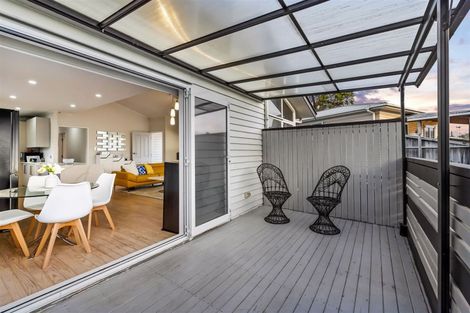 Photo of property in 36 Universal Drive, Henderson, Auckland, 0610